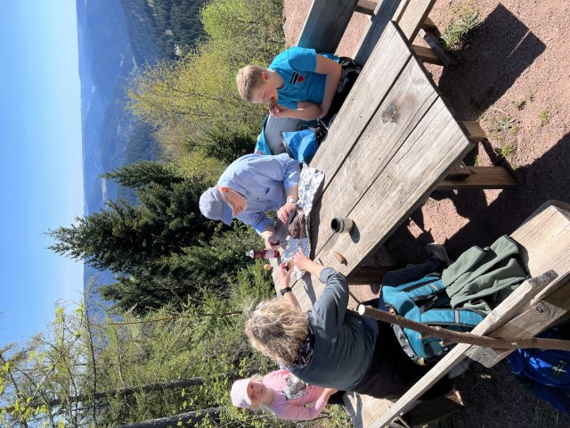 22 04 18 14 08 06 8522 Klein