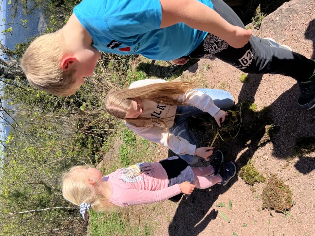 22 04 18 14 50 45 8543 Klein