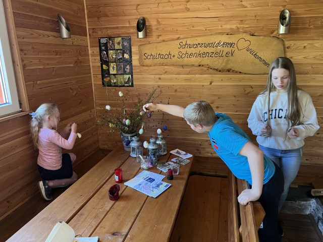 22 04 18 15 21 42 8556 Klein