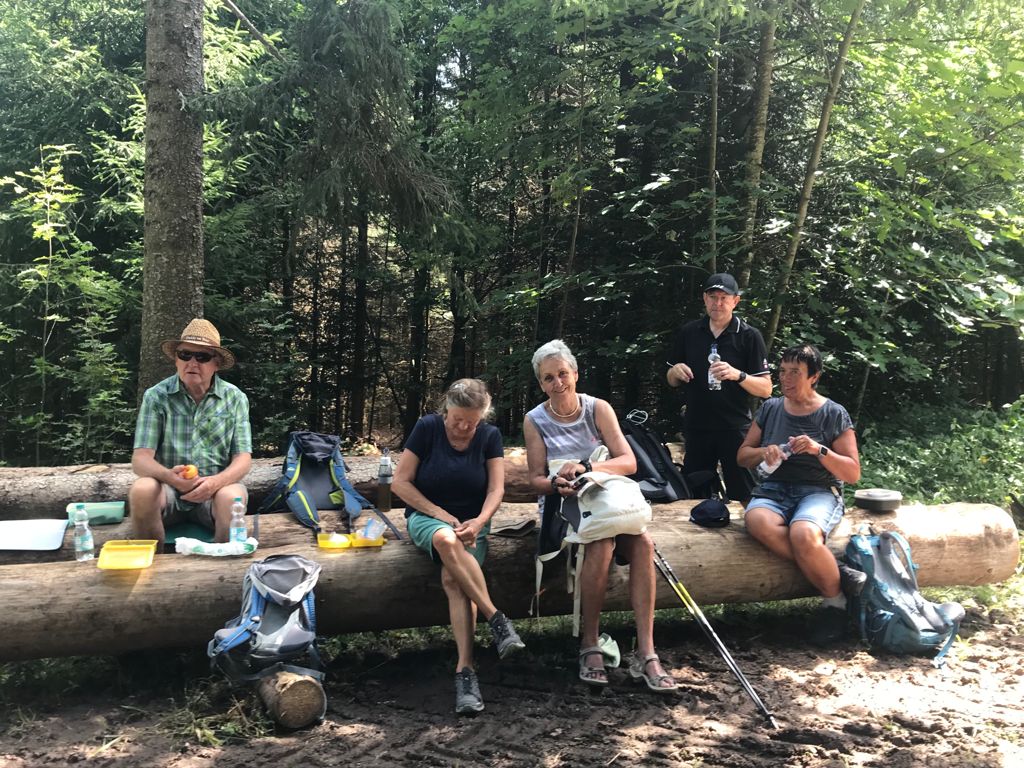 PHOTO 2021 08 15 18 21 04